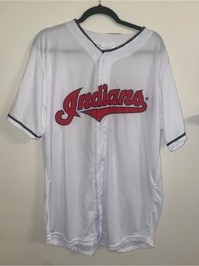 Match Men’s White and Red Indians Baseball Shirt
